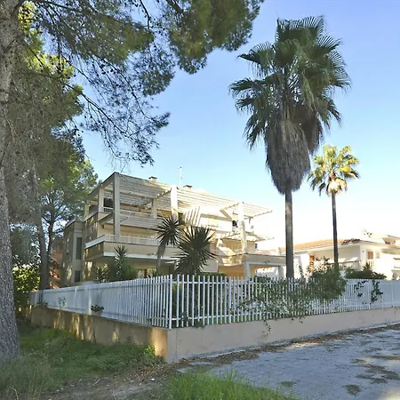 Playa De Pinos Apartment